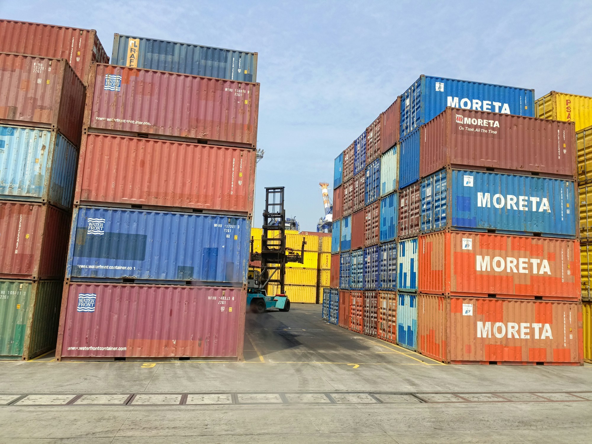 Container handling at the Port of Manila — illustrative industry photograph