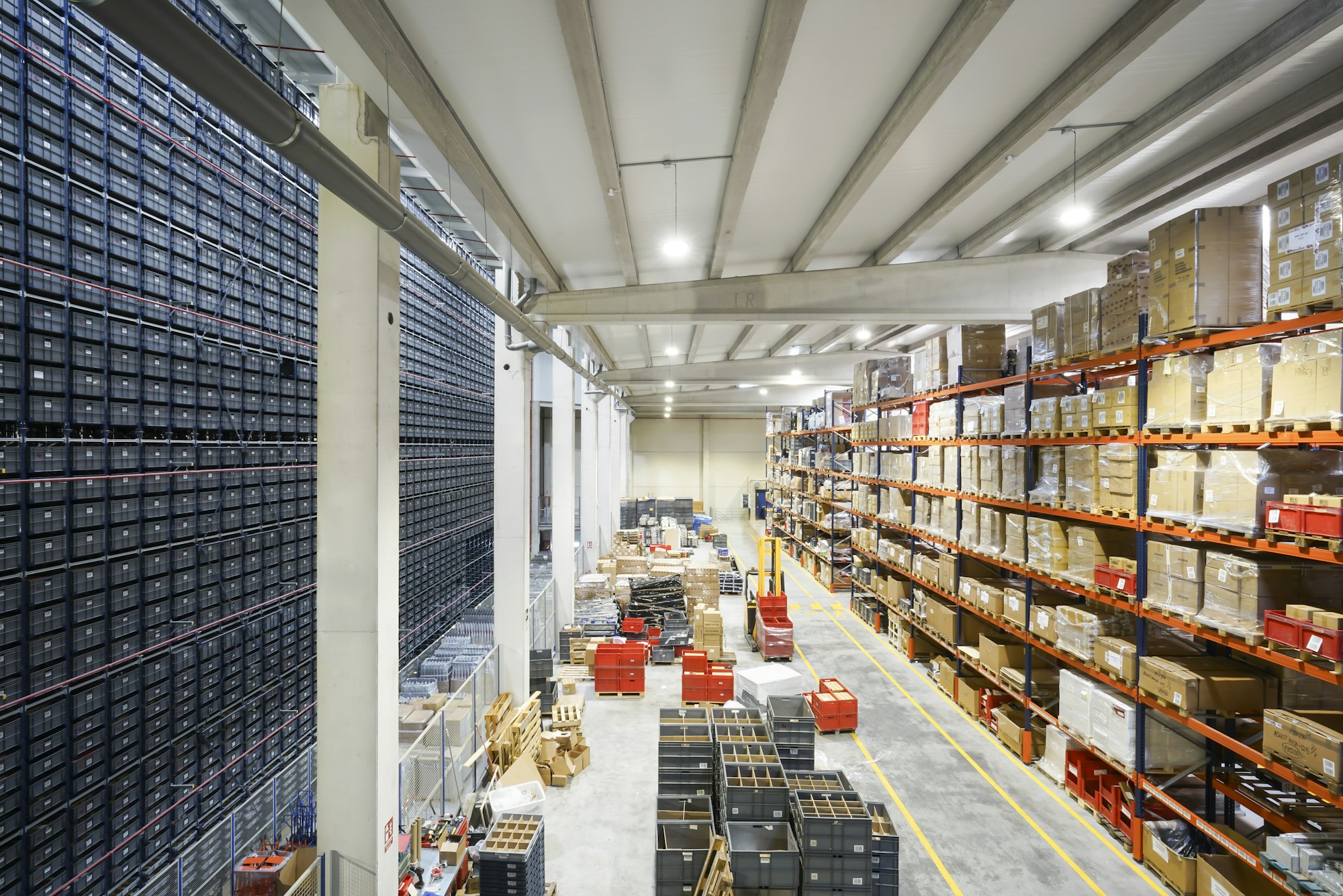 Warehouse storage and palletized goods — illustrative industry photograph